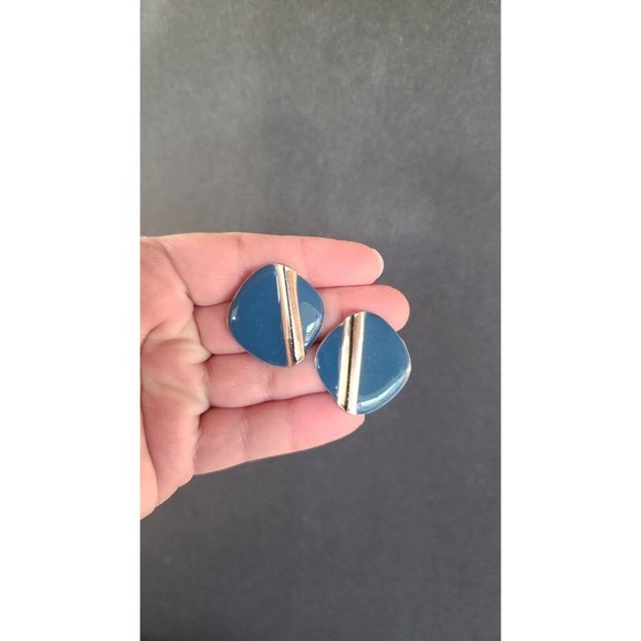 Vintage Blue and Silver Enamel Stud Earrings - Picture 6 of 10